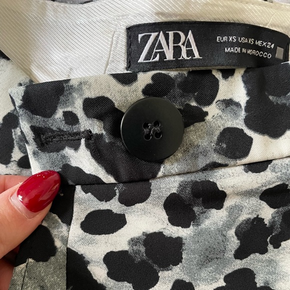 Zara Black & White Cheetah Leopard Print Highwaisted Flowy Skort Size XS - Picture 8 of 10